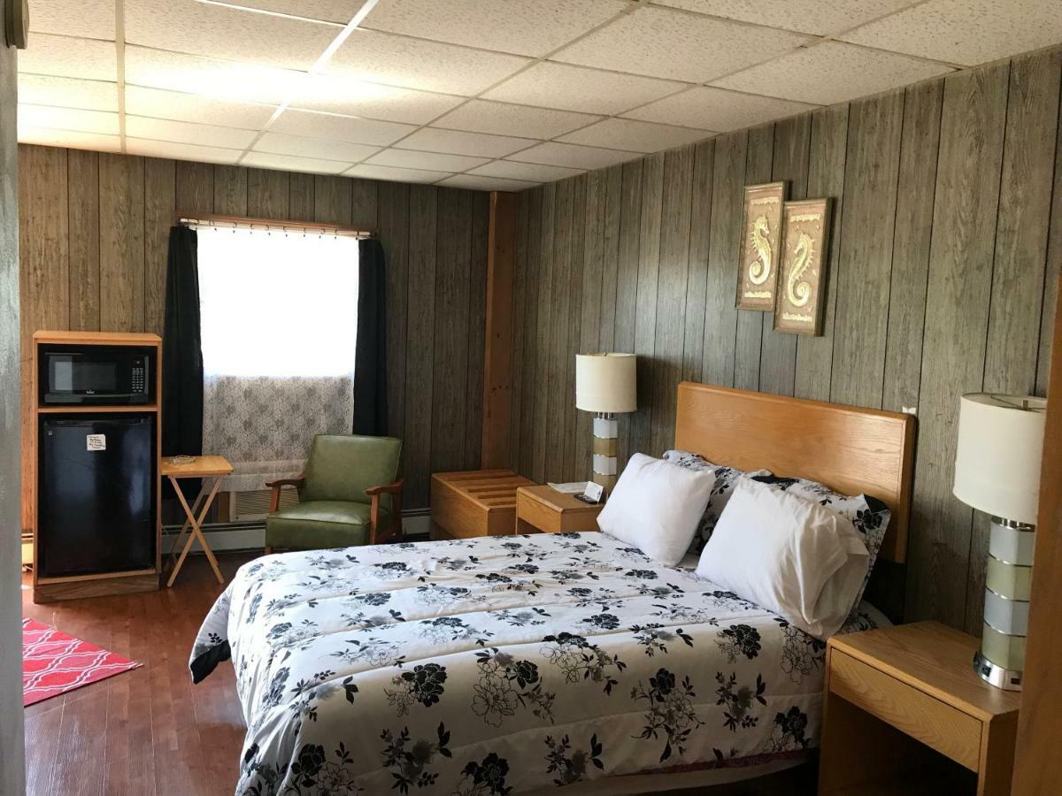 Pittsfield Motor Inn Εξωτερικό φωτογραφία